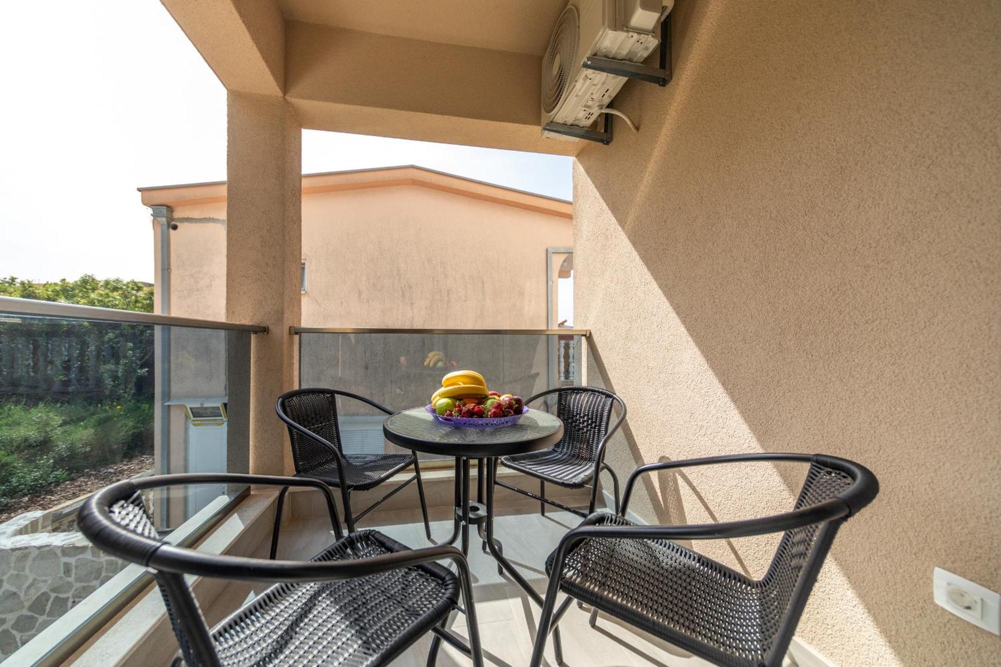 דוברה וודה Sunways Apartments חדר תמונה